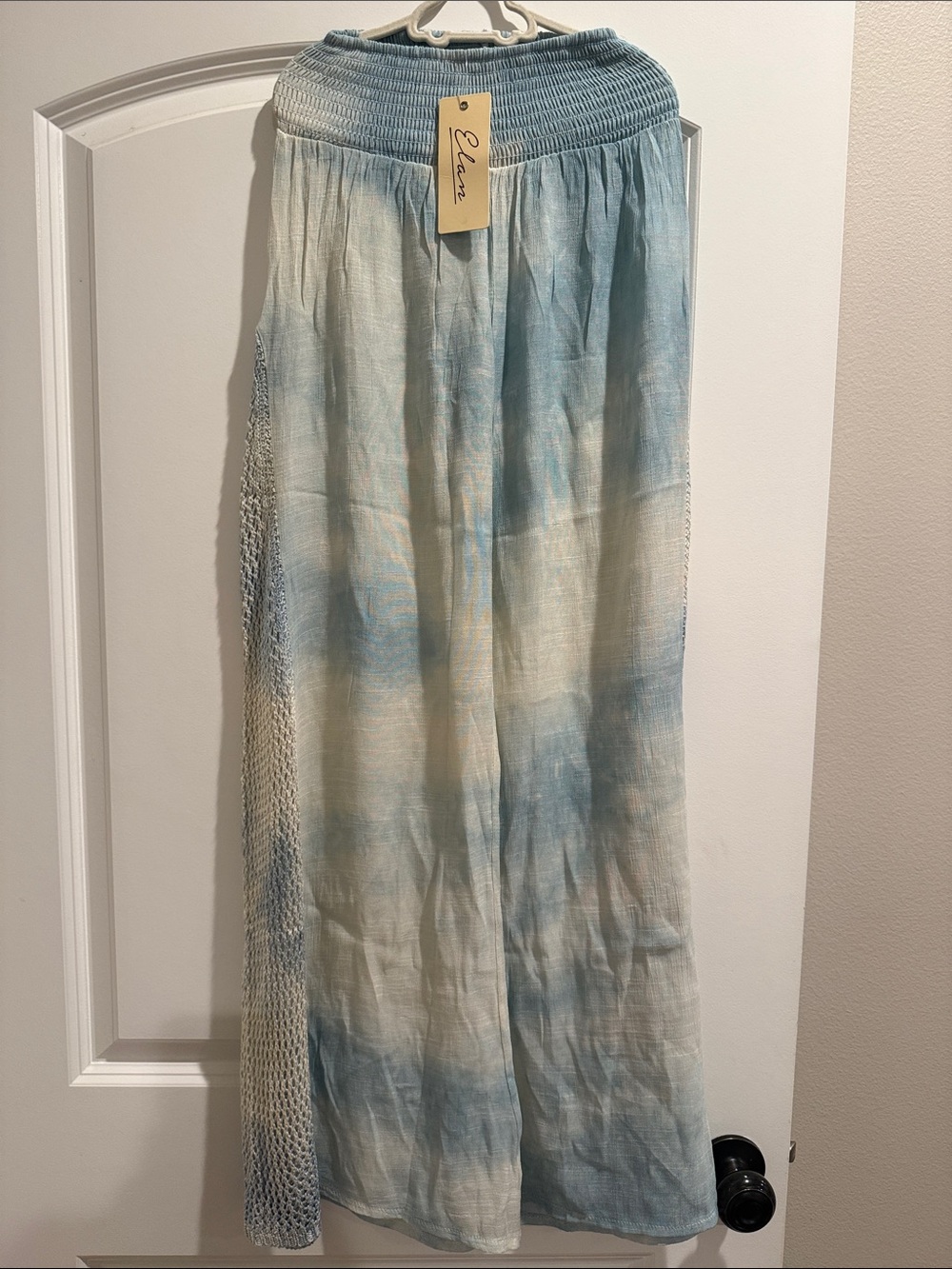 Elan Blue and Cream Ombre Flowy Pants